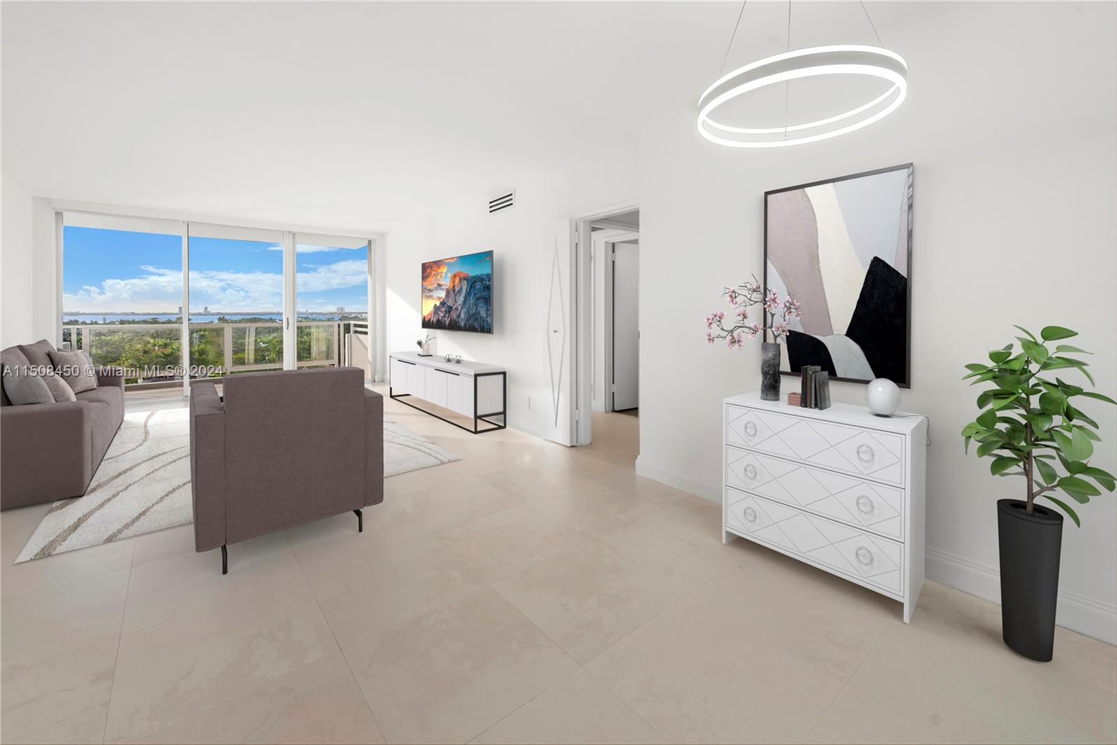 5700 Collins Ave # 11G