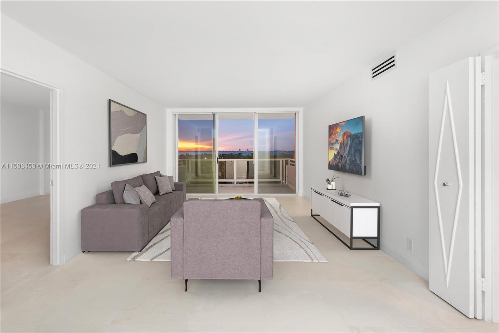 5700 Collins Ave # 11G