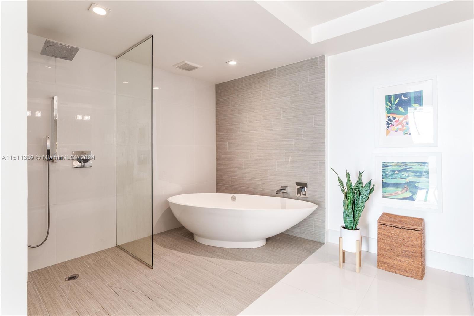 330 Sunny Isles Blvd # 1904 Unit: 5-1904