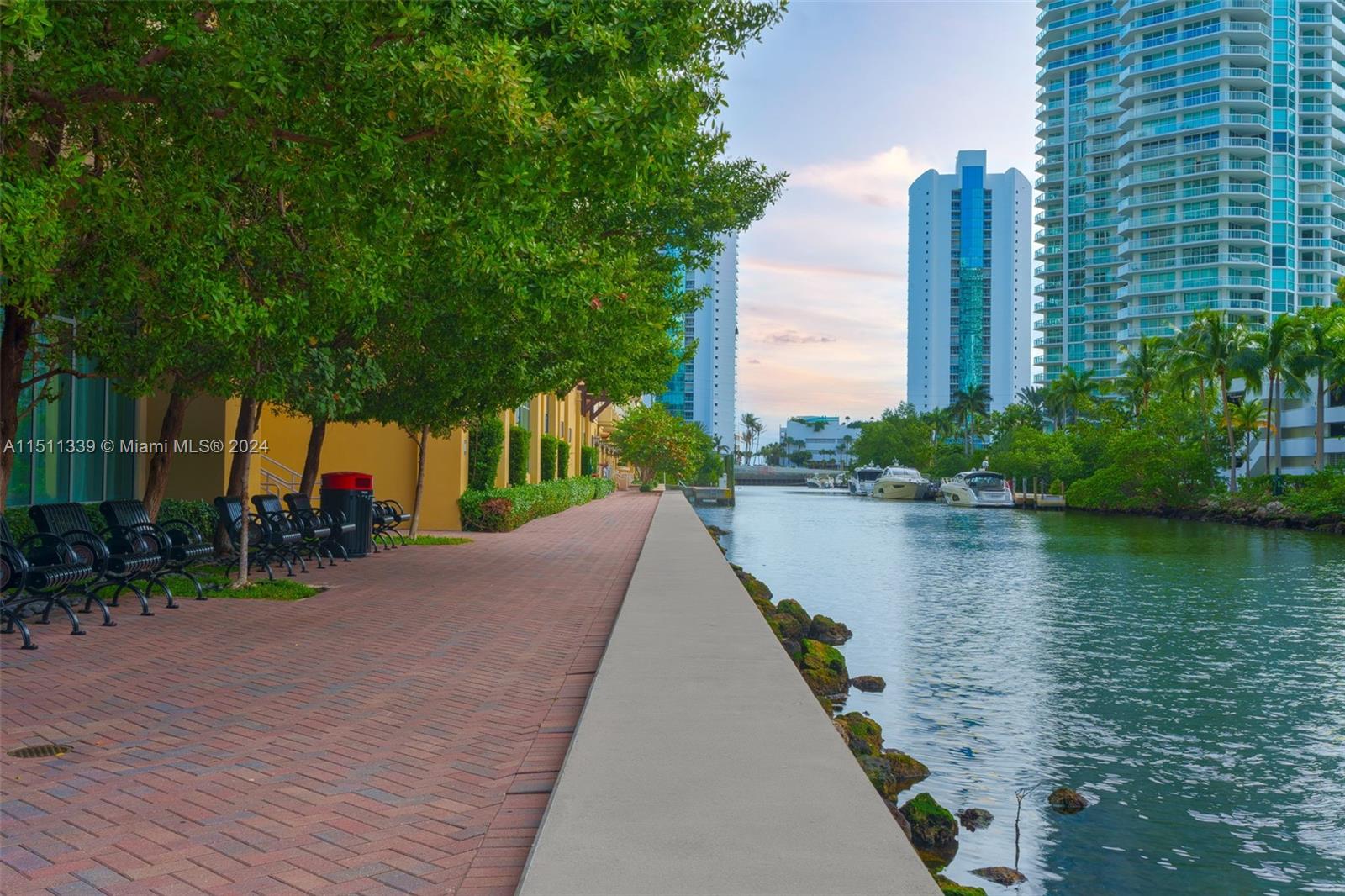 330 Sunny Isles Blvd # 1904 Unit: 5-1904