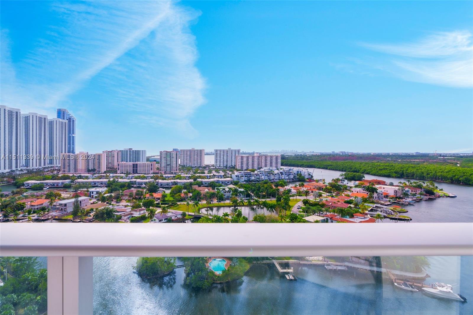 330 Sunny Isles Blvd # 1904 Unit: 5-1904