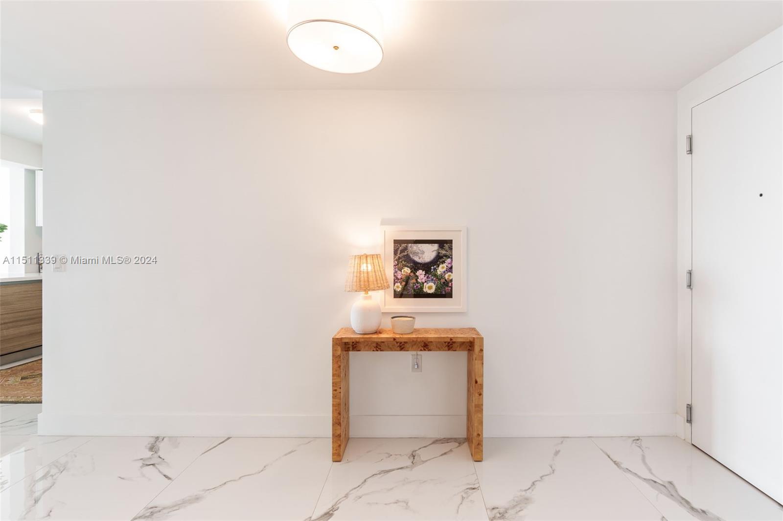 330 Sunny Isles Blvd # 1904 Unit: 5-1904