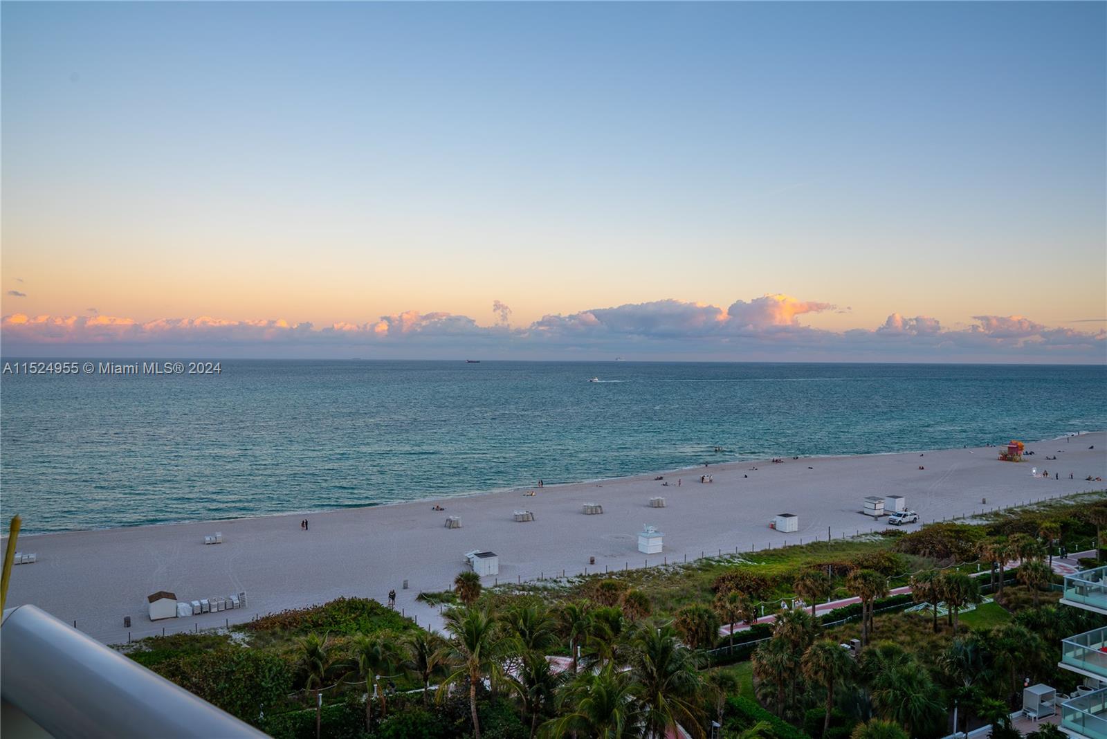 3801 Collins Ave # 1003