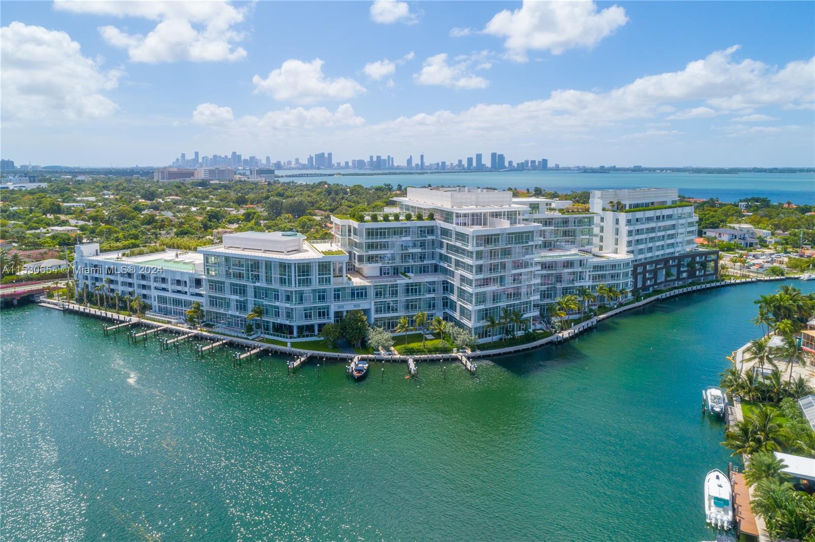 4701 N Meridian Ave Unit: LPH16
