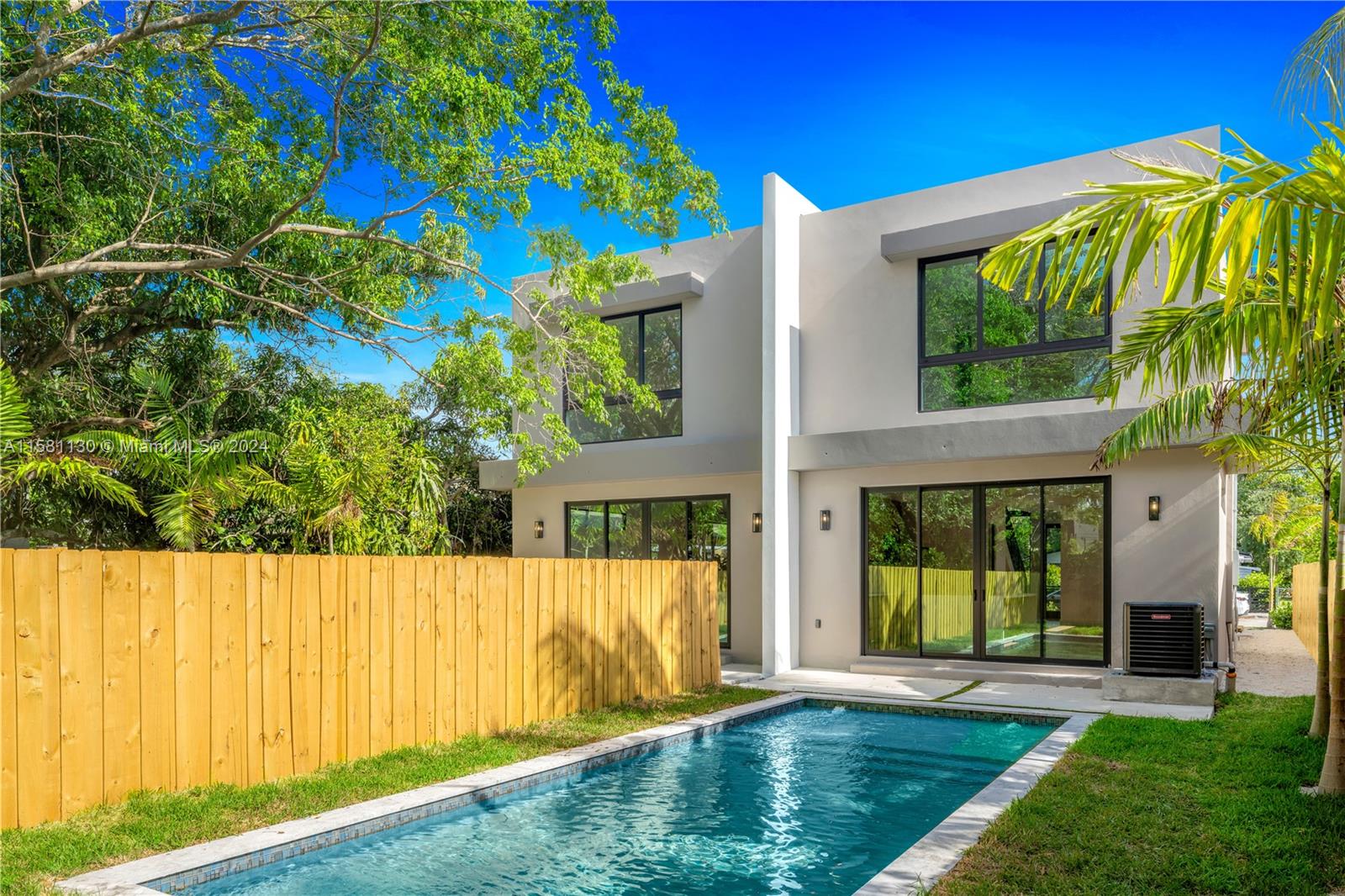 277 NW 50th St Unit: Villa Sole