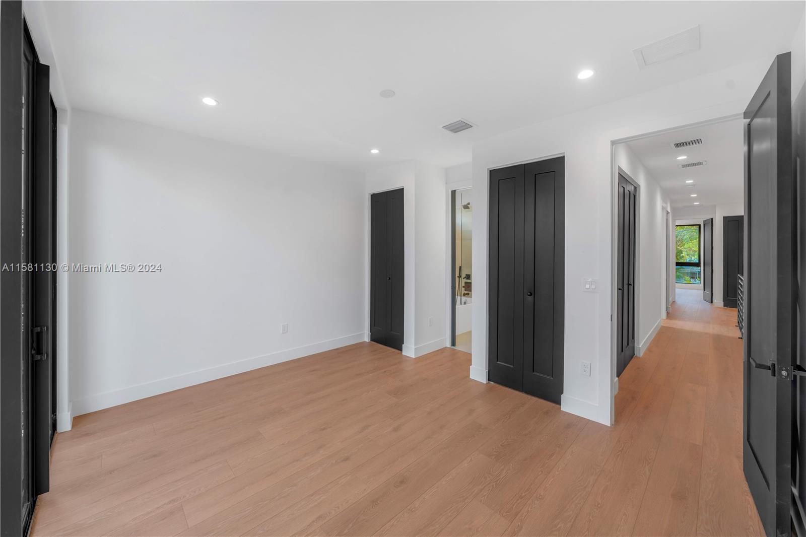 277 NW 50th St Unit: Villa Sole