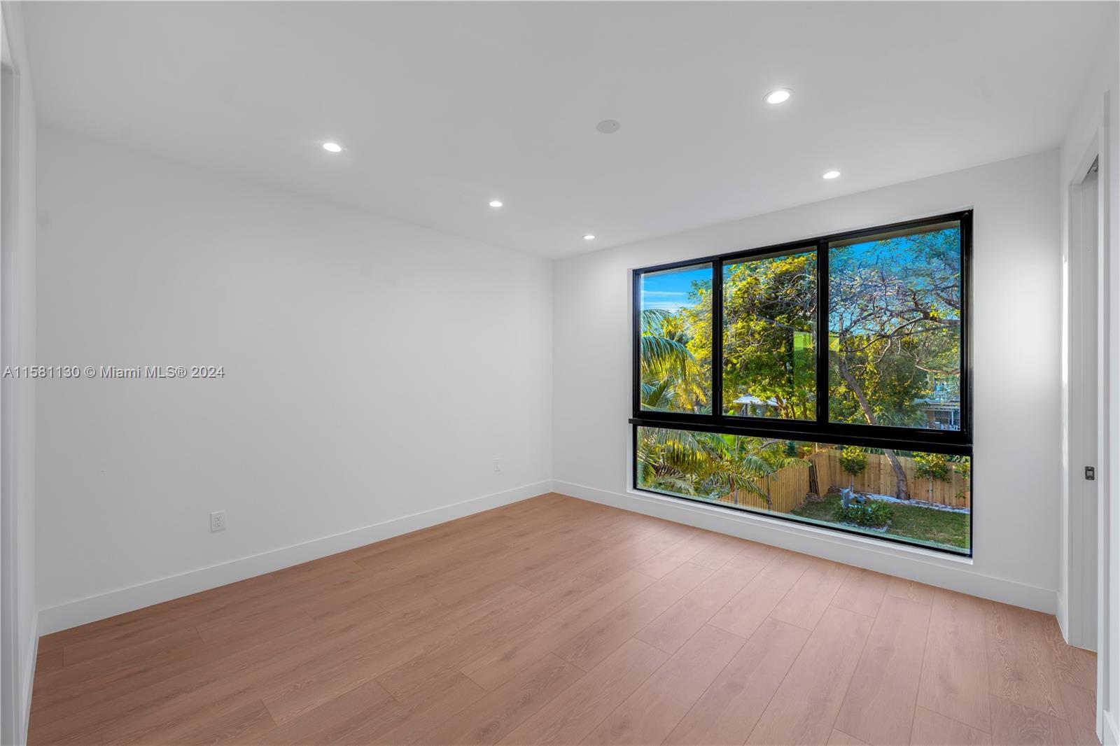 277 NW 50th St Unit: Villa Sole