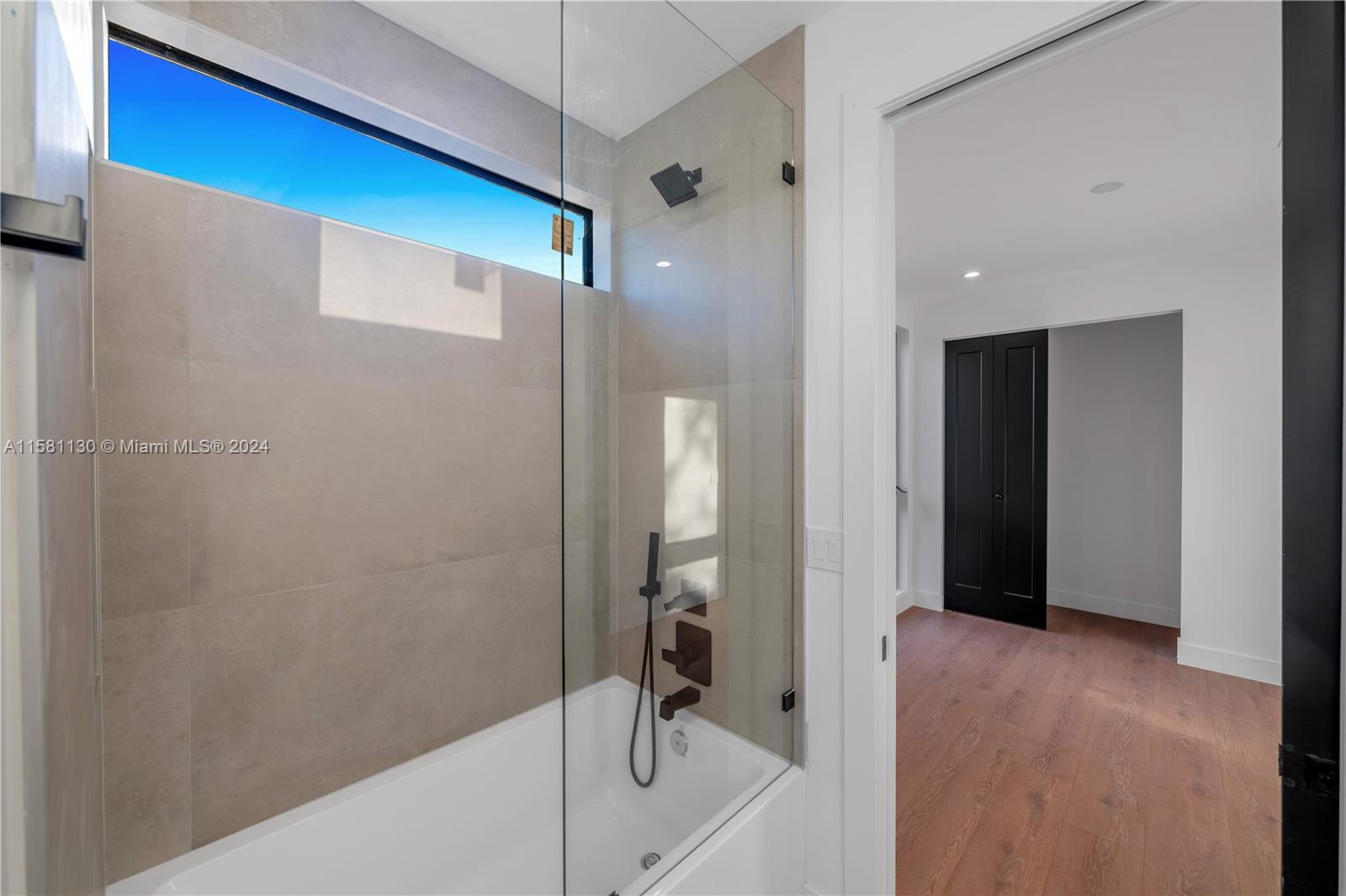 277 NW 50th St Unit: Villa Sole