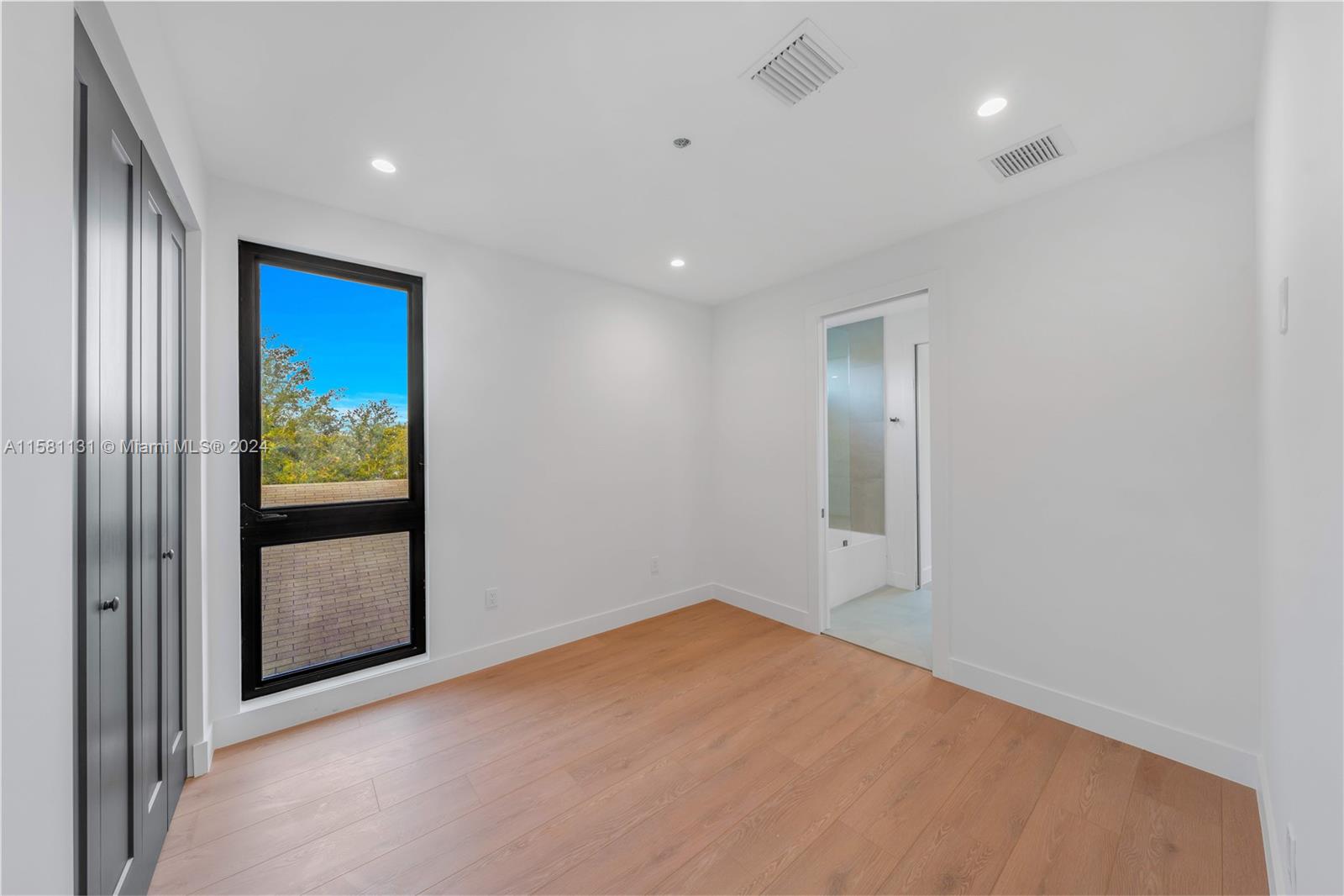 277 NW 50th St Unit: Villa Palma