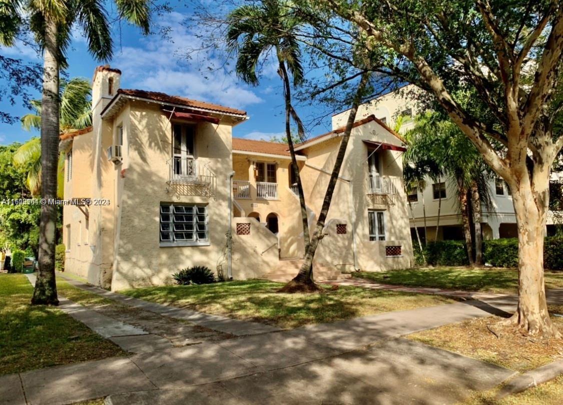 902 Salzedo St # 3