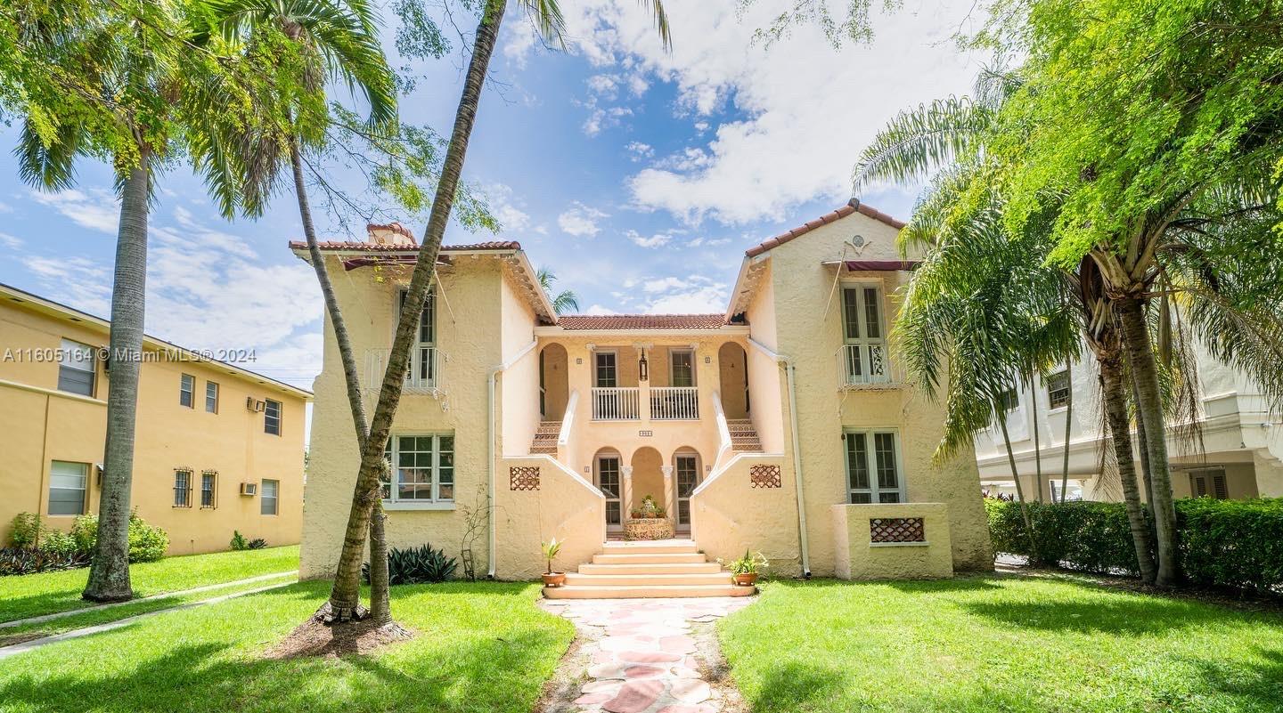 902 Salzedo St # 3