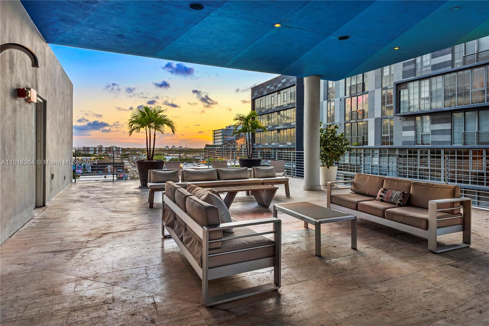 250 NW 24th St # A Unit: PH-A
