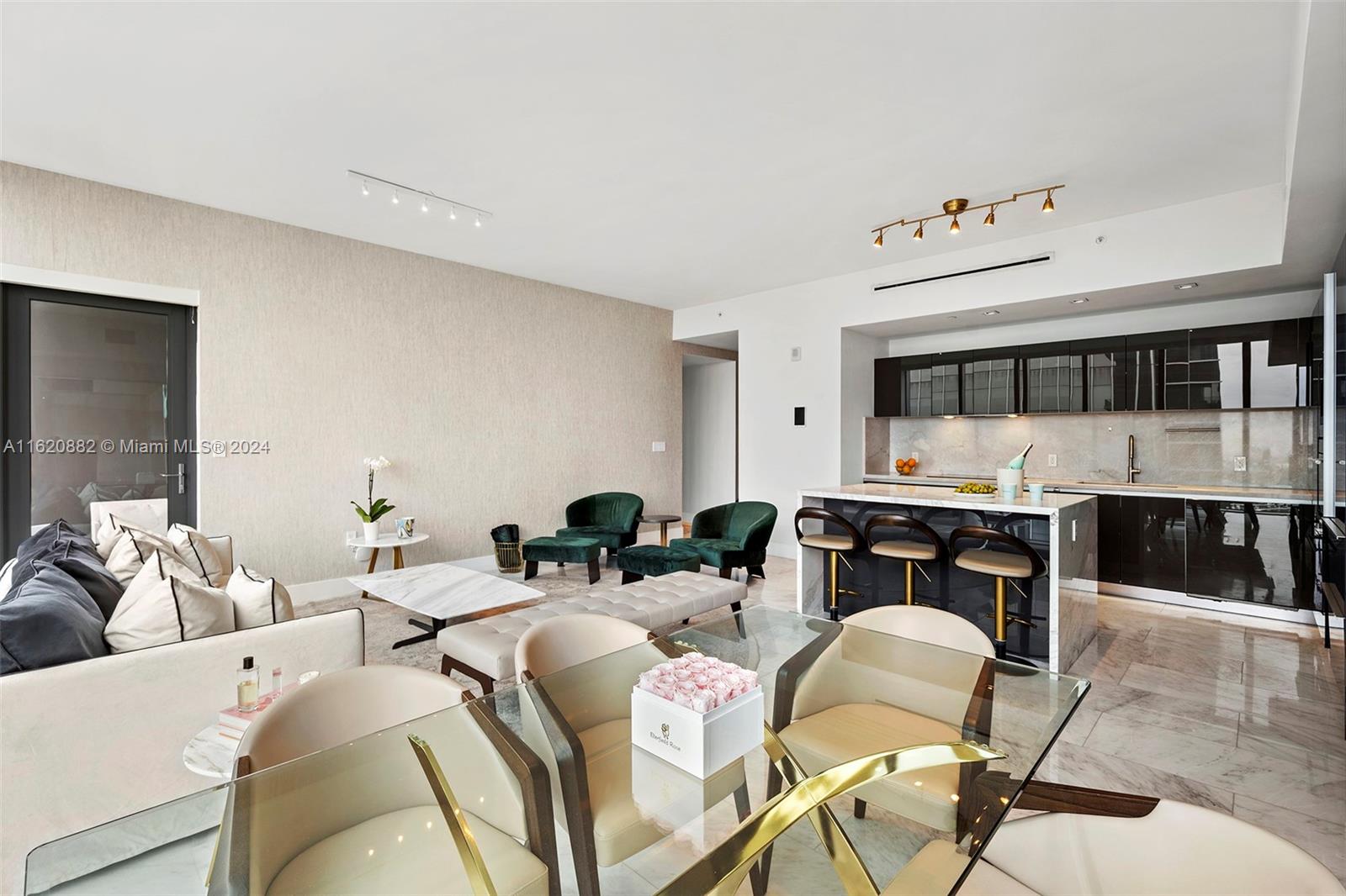 1451 Brickell Ave # 3004