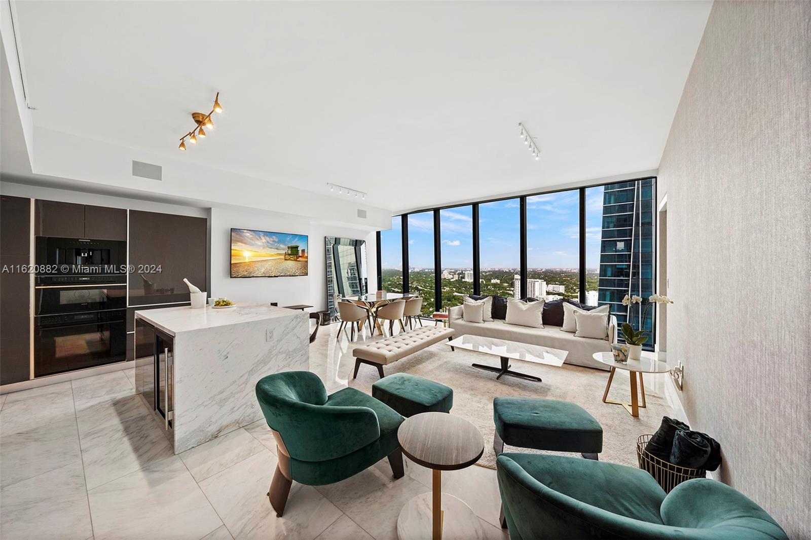 1451 Brickell Ave # 3004