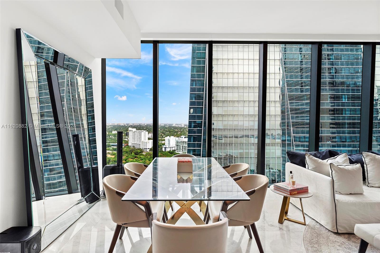 1451 Brickell Ave # 3004