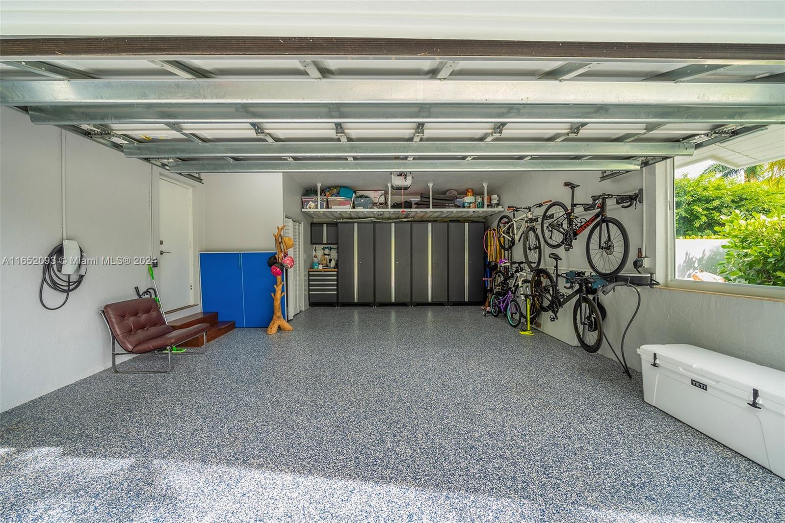 495 Campana Ave