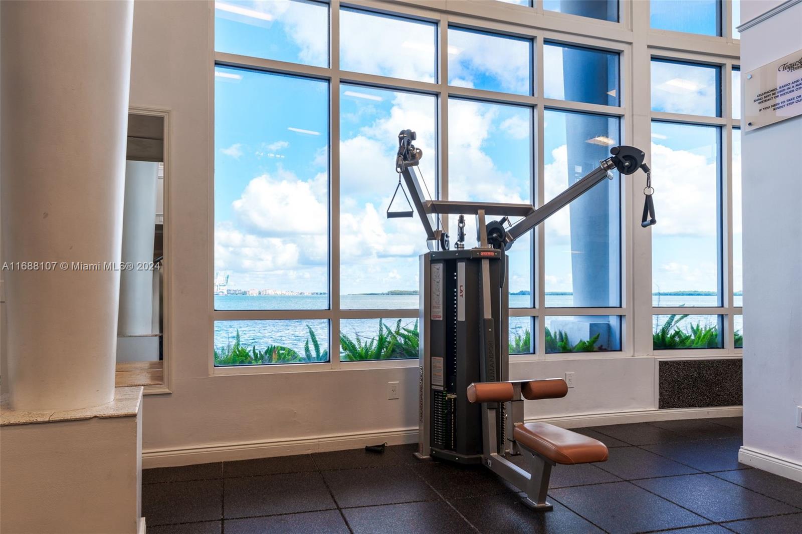 808 Brickell Key Dr # 2503
