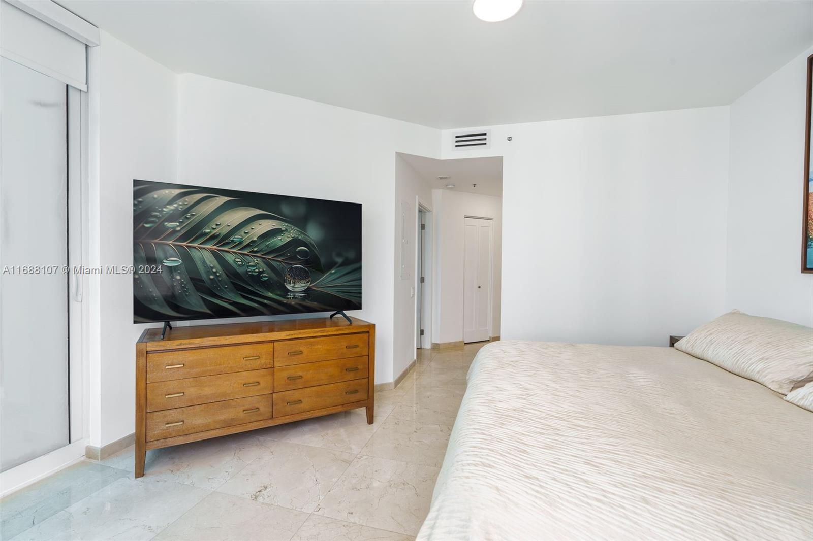 808 Brickell Key Dr # 2503
