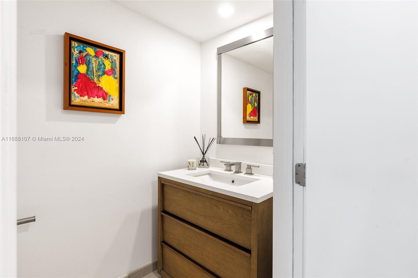 808 Brickell Key Dr # 2503