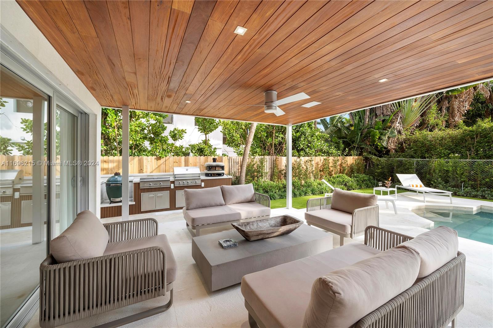 110 Venetian Way