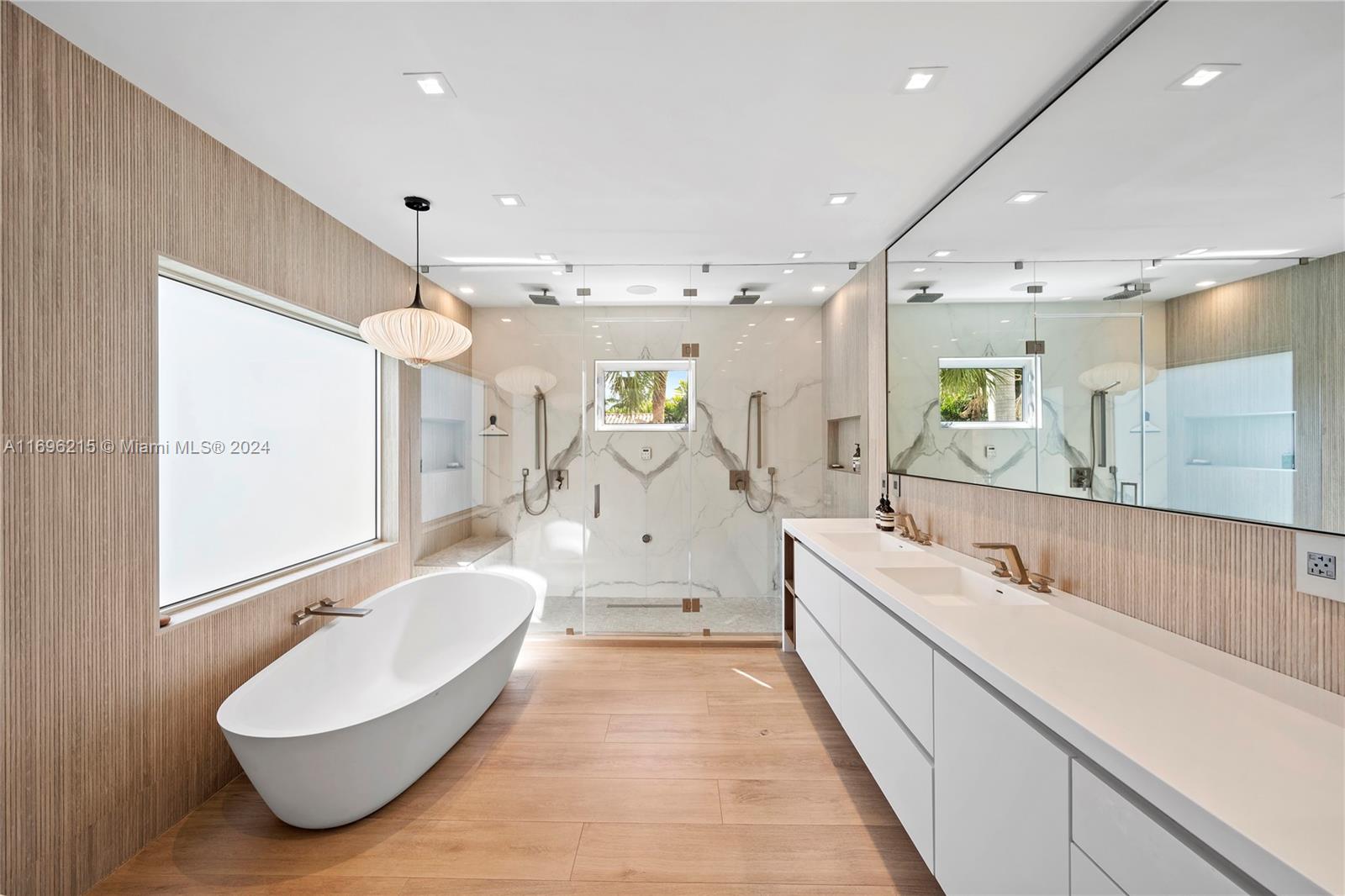 110 Venetian Way
