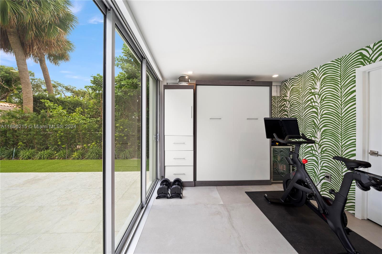 110 Venetian Way