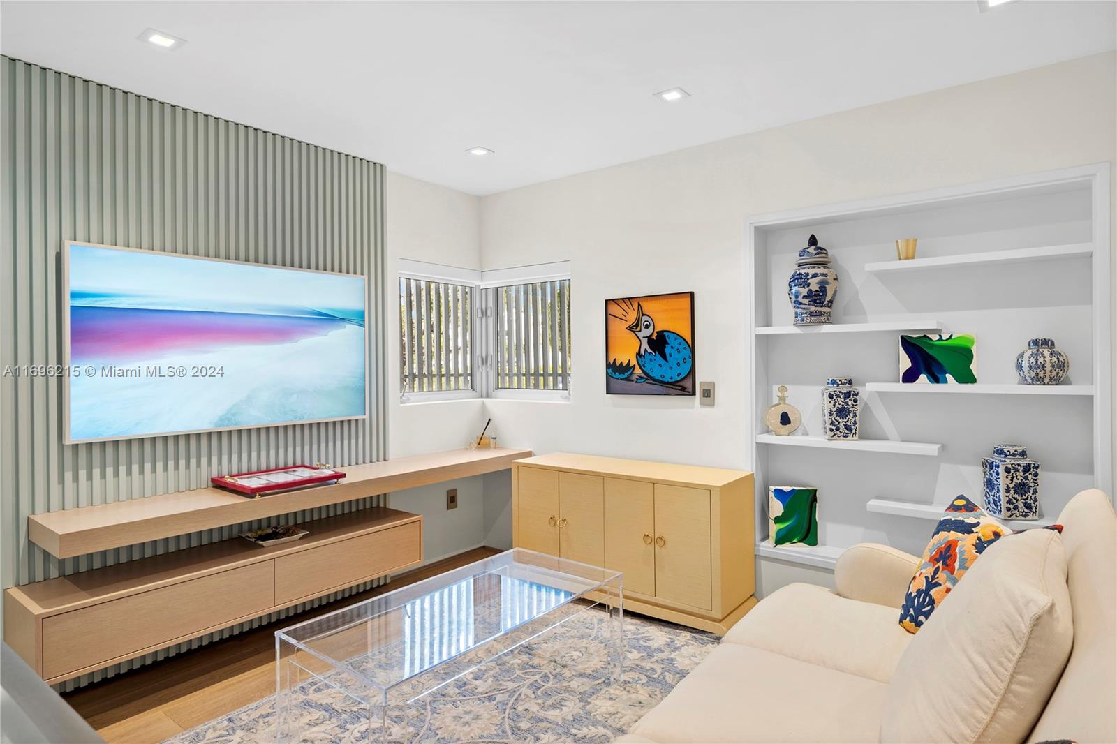 110 Venetian Way
