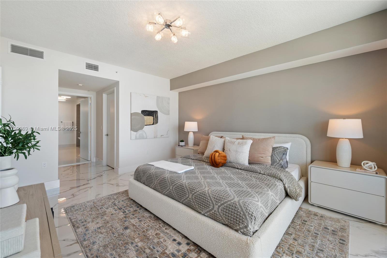 300 Sunny Isles Blvd # 2105 Unit: 4-2105