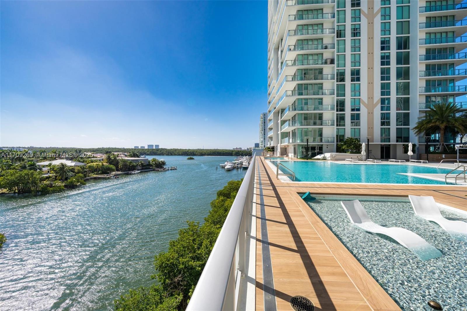 300 Sunny Isles Blvd # 2105 Unit: 4-2105