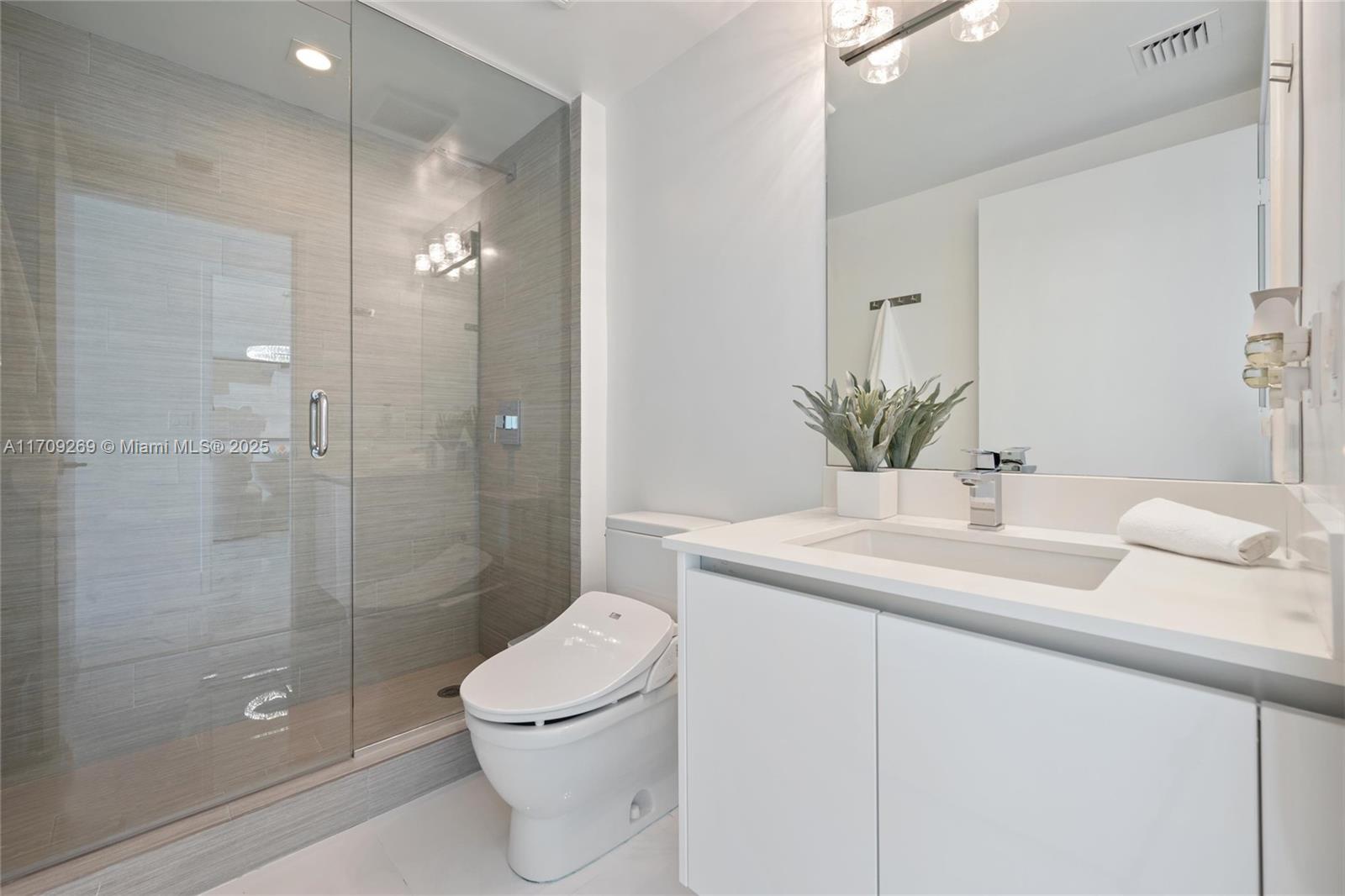 300 Sunny Isles Blvd # 2105 Unit: 4-2105