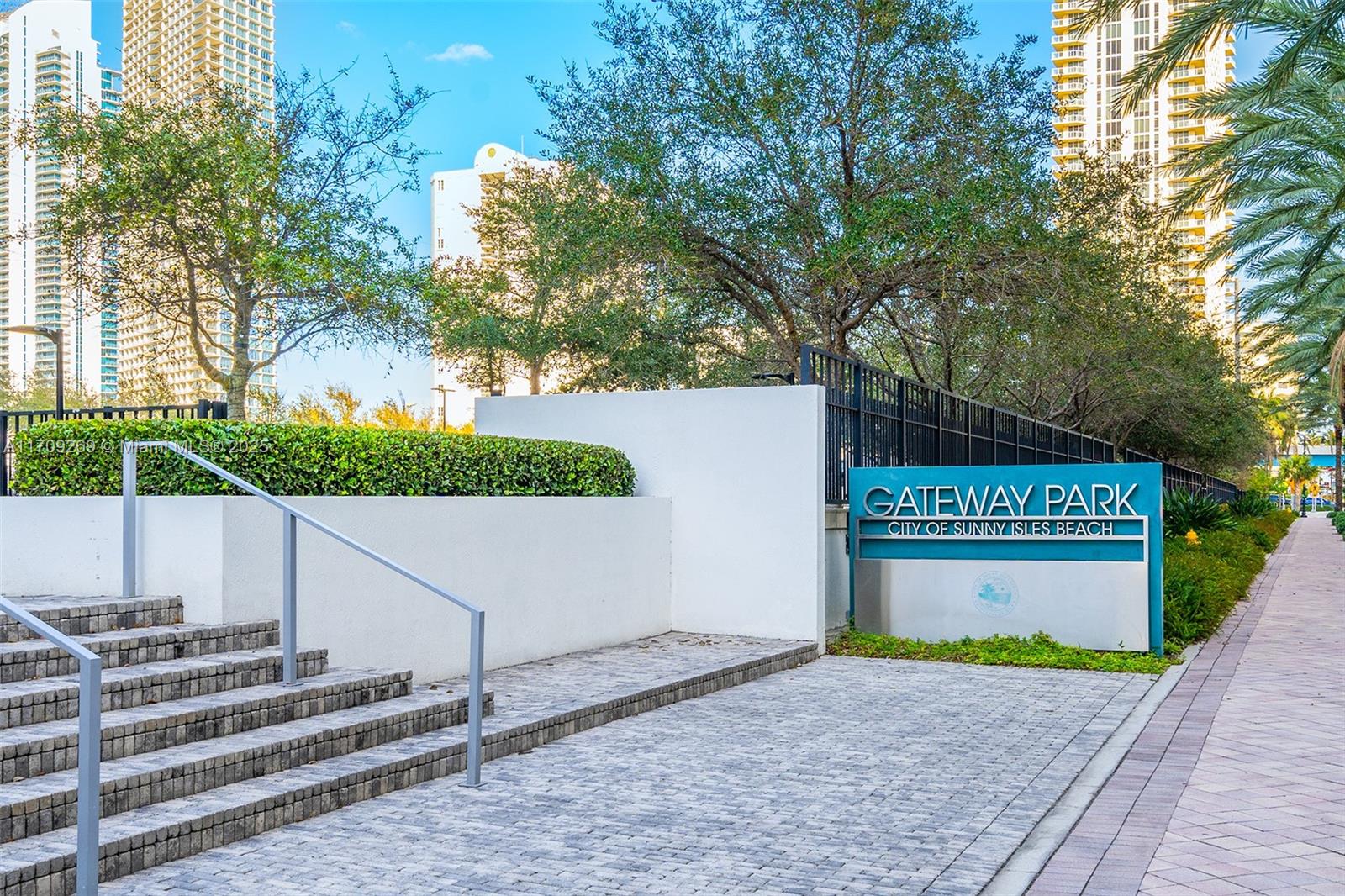 300 Sunny Isles Blvd # 2105 Unit: 4-2105