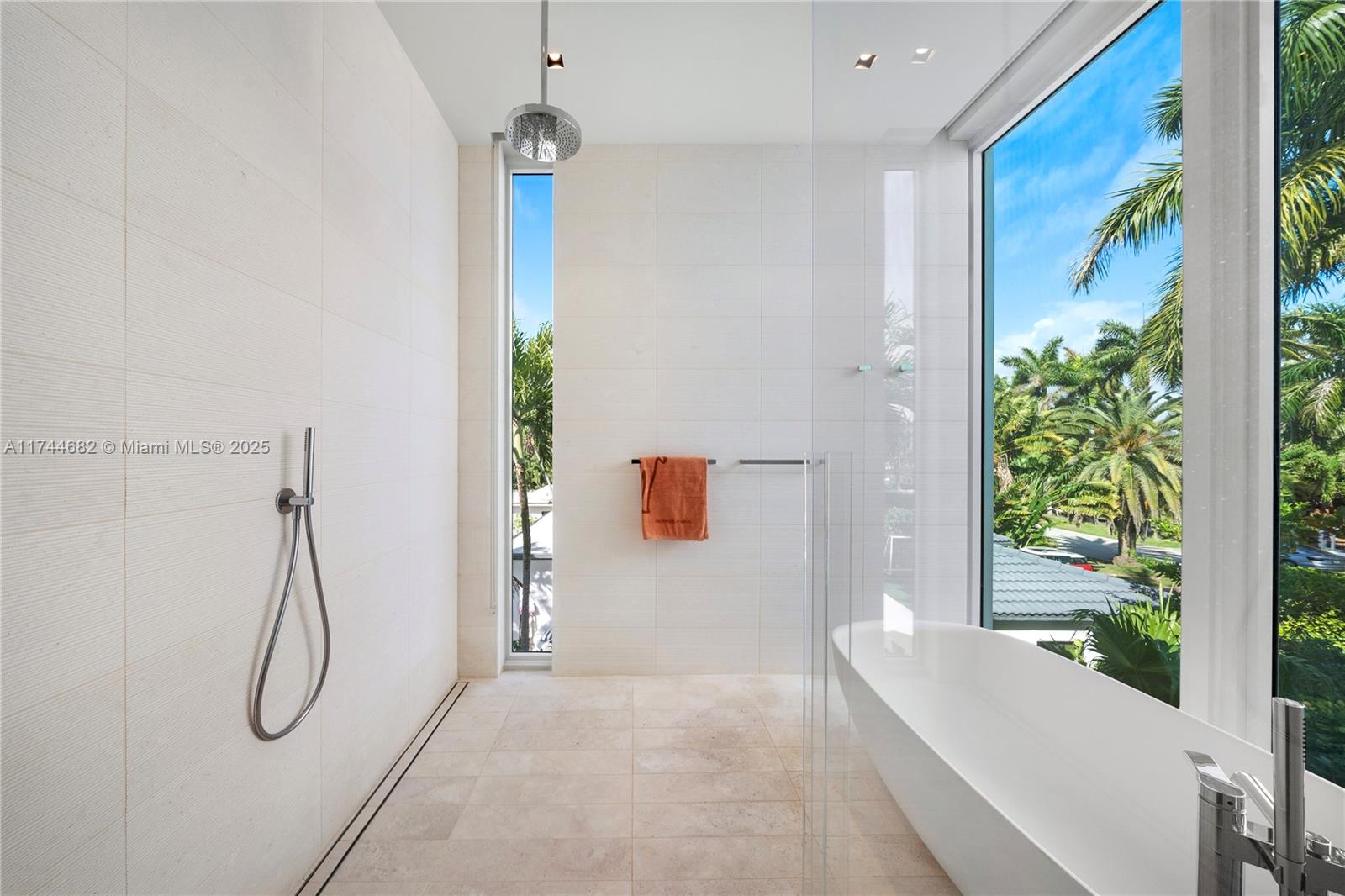 850 W 47th Ct