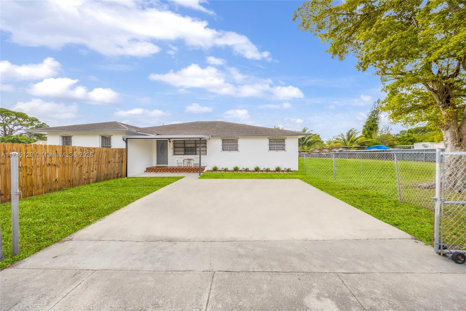 16298 NW 45th Ave