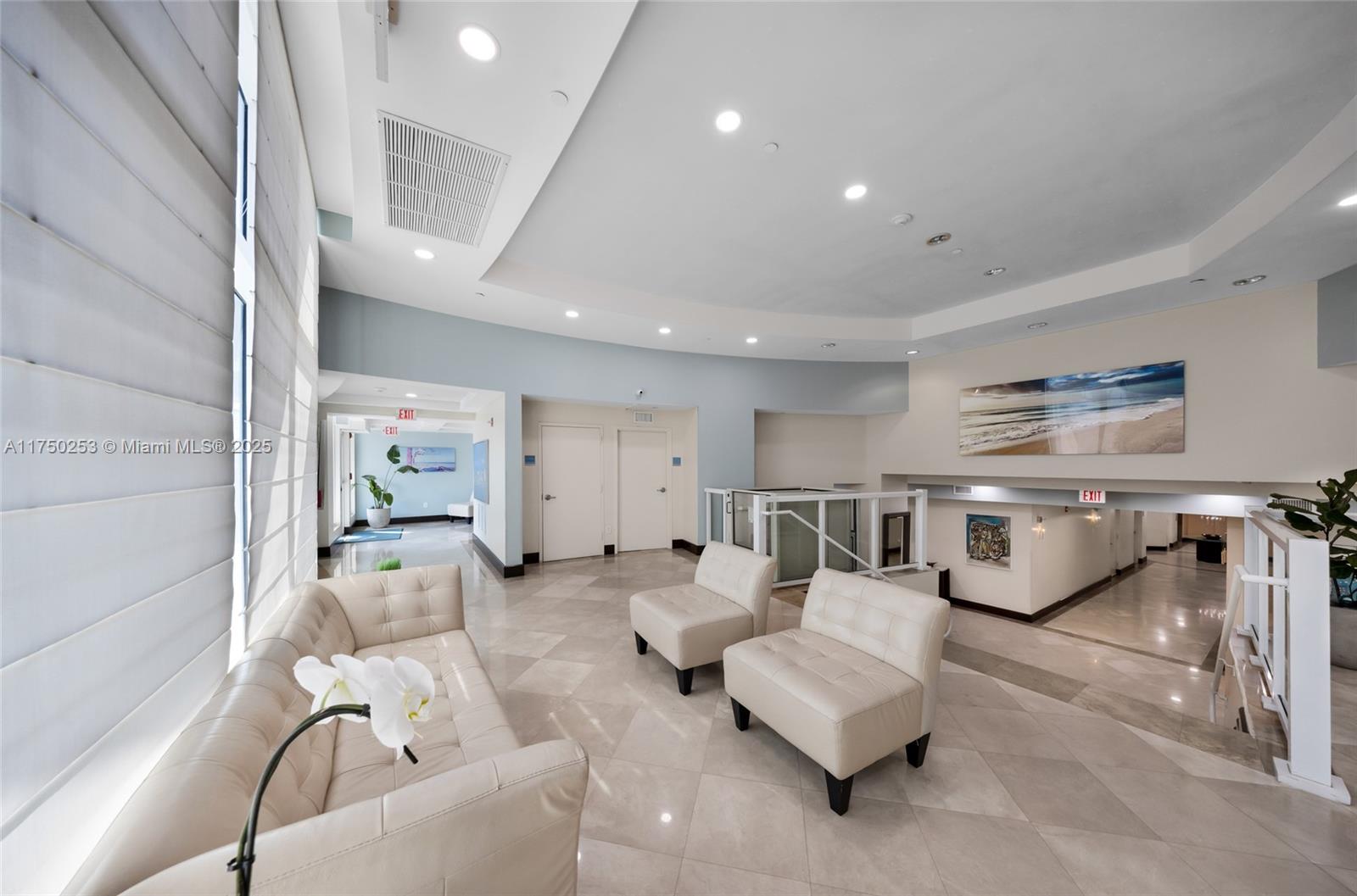 7600 Collins Ave # 703