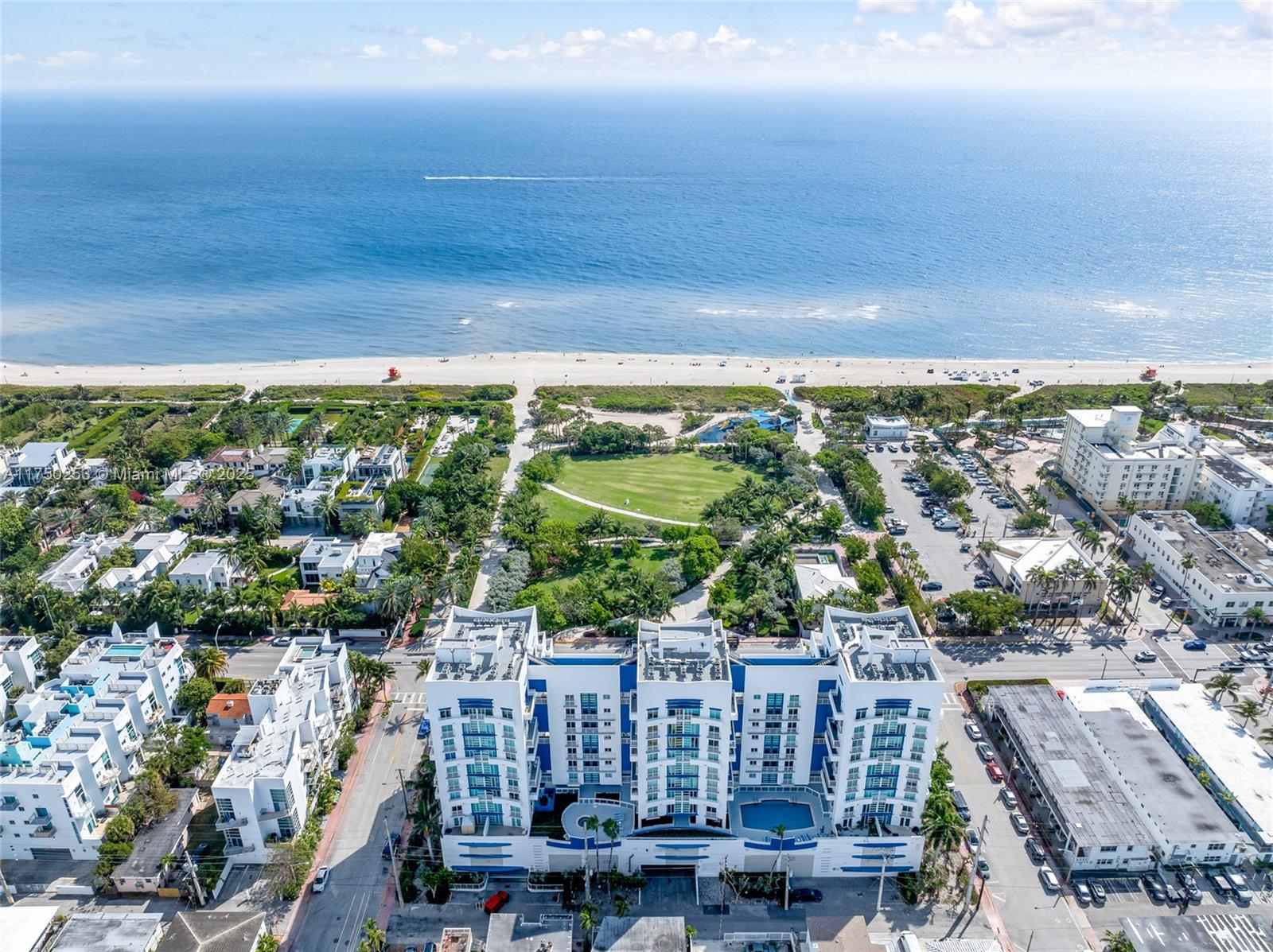 7600 Collins Ave # 703