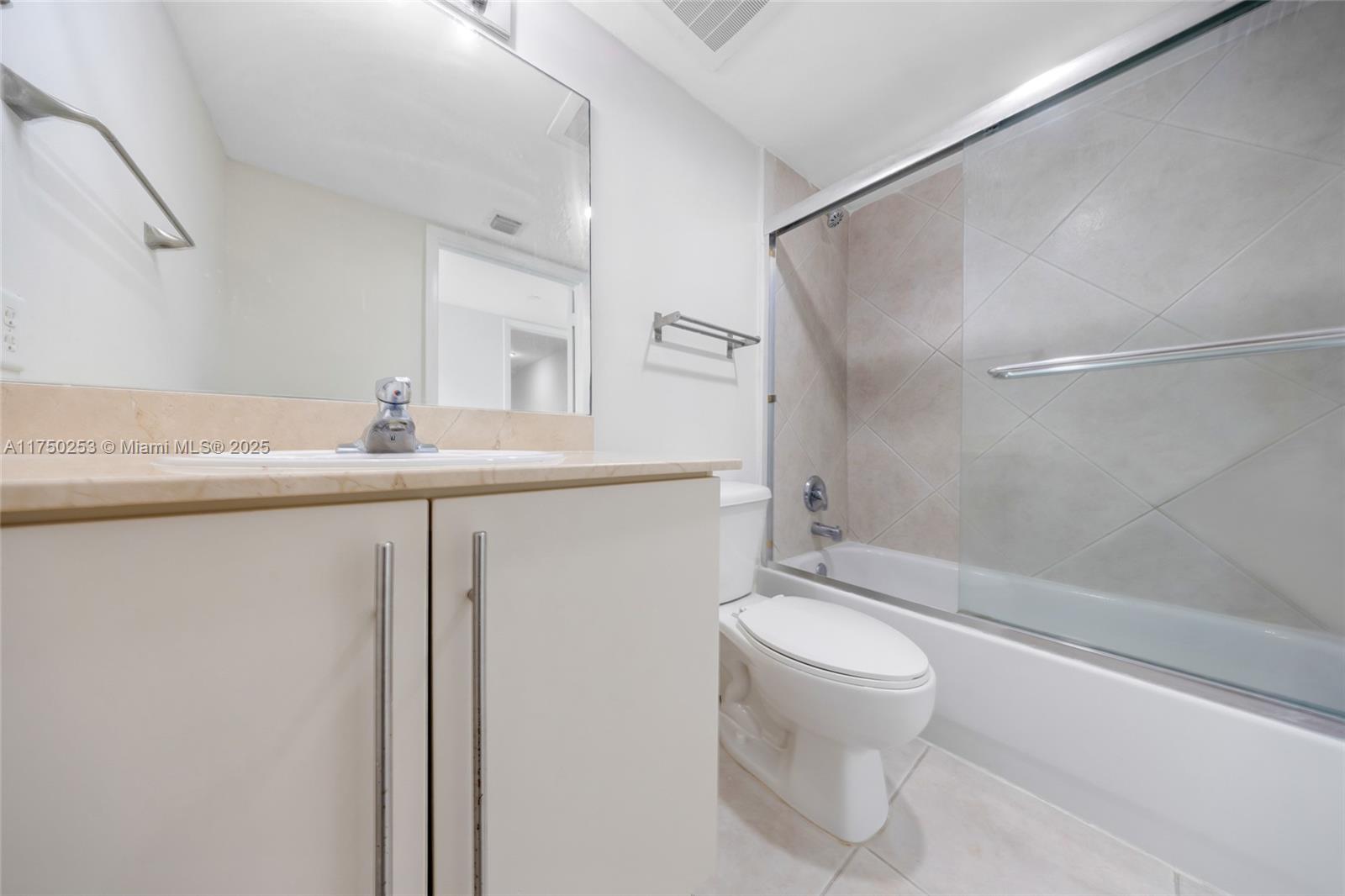 7600 Collins Ave # 703