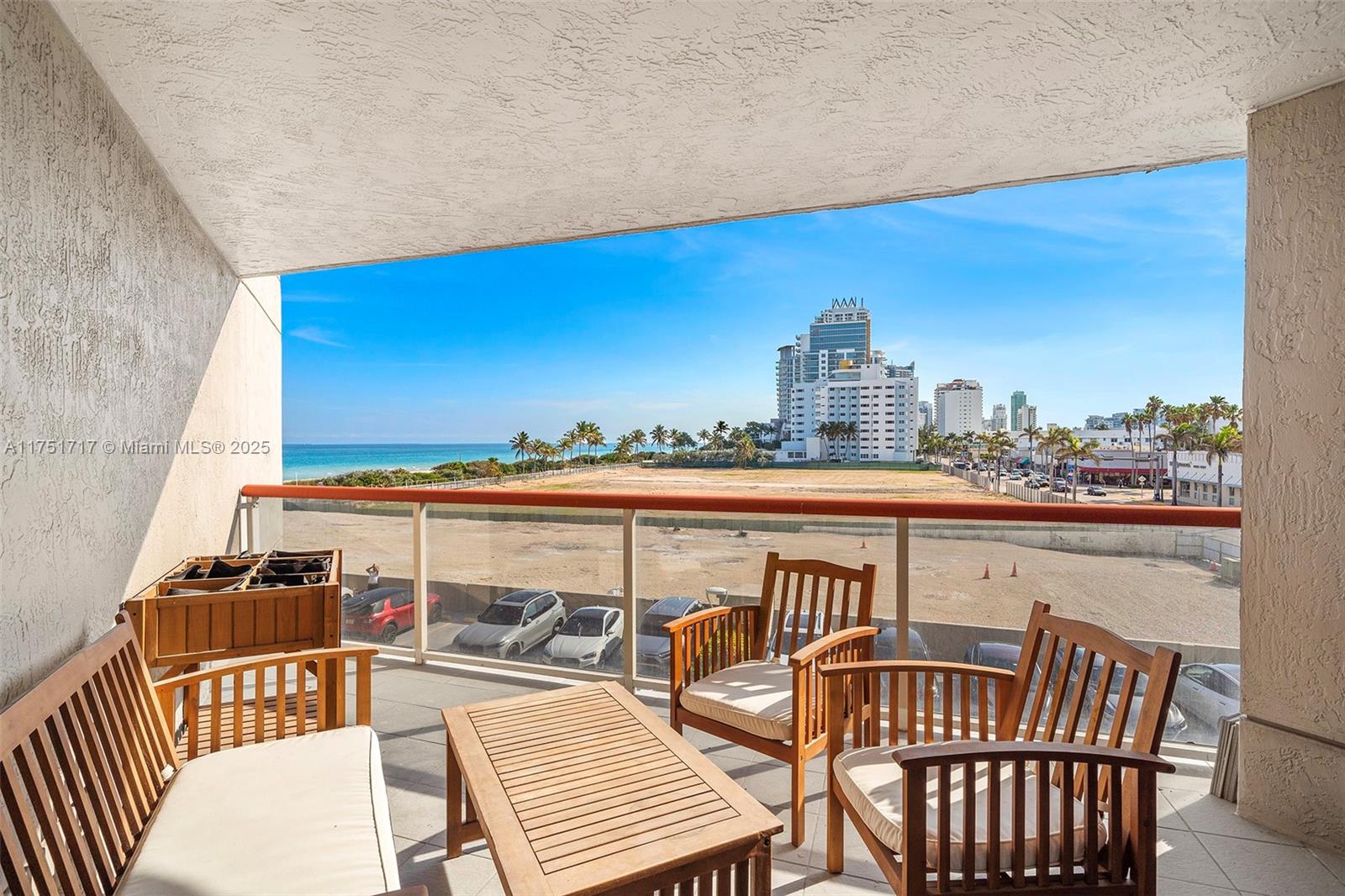 6767 Collins Ave # 302