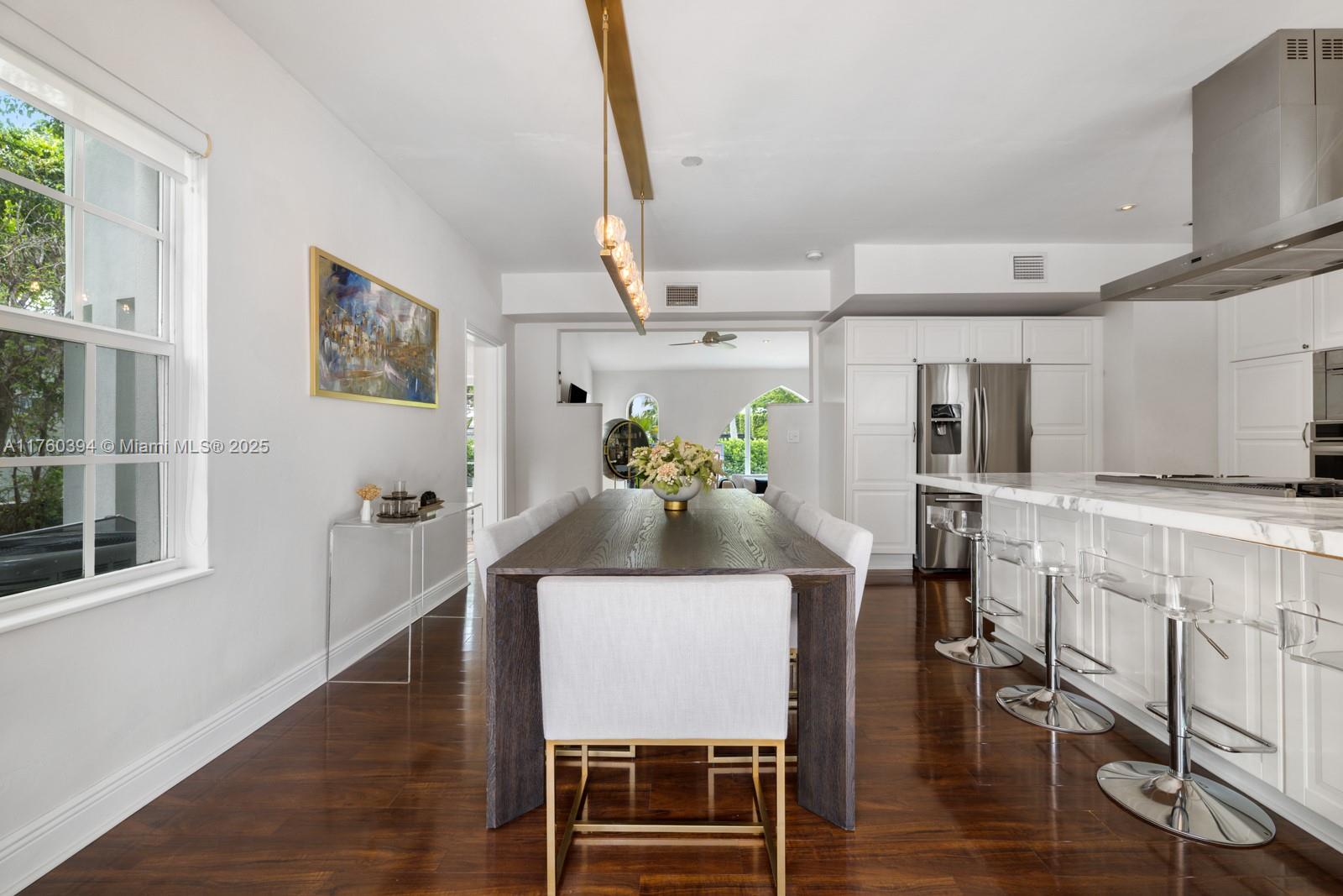 4459 Sheridan Ave