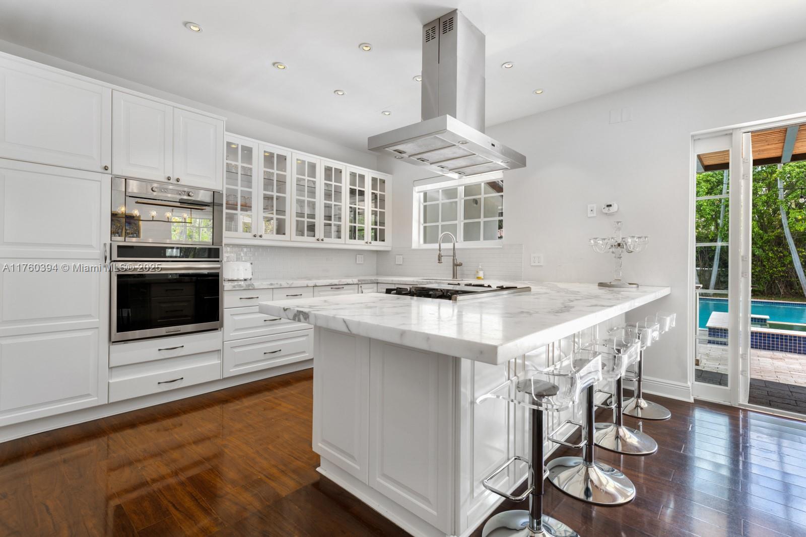 4459 Sheridan Ave