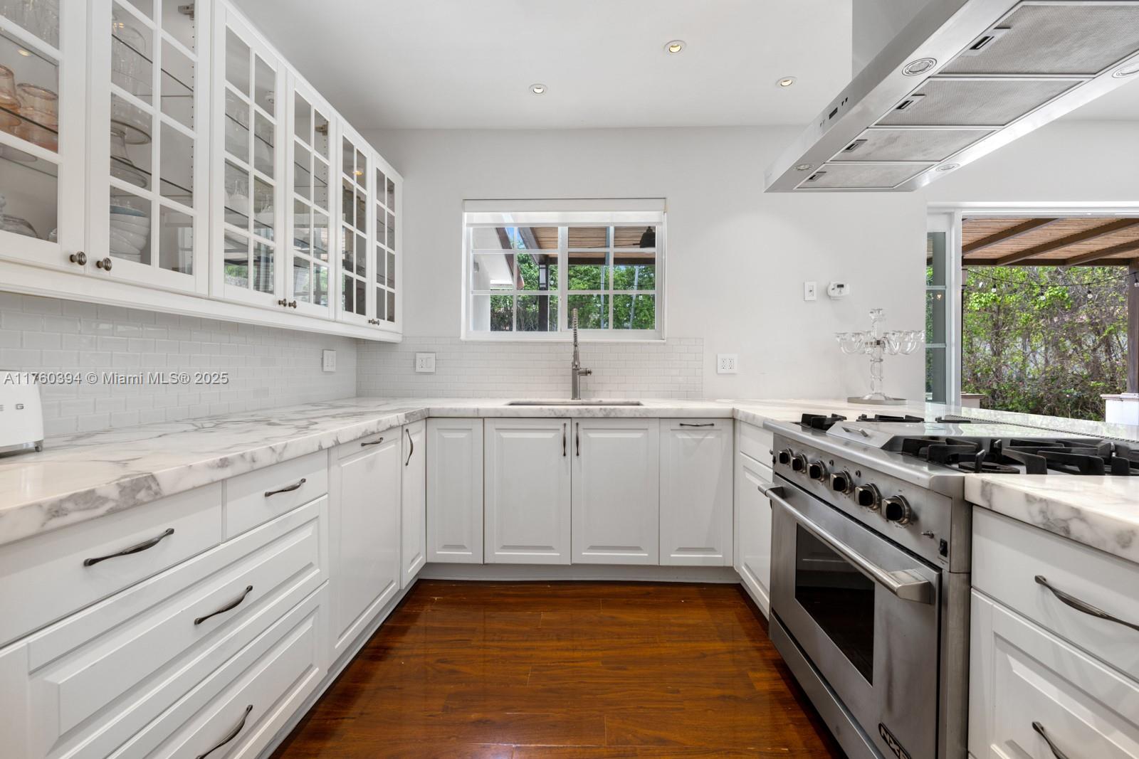 4459 Sheridan Ave