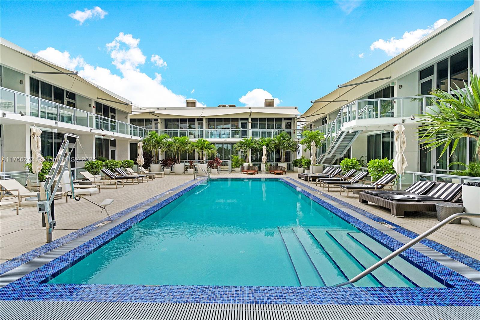 1100 Biscayne Blvd # 5303