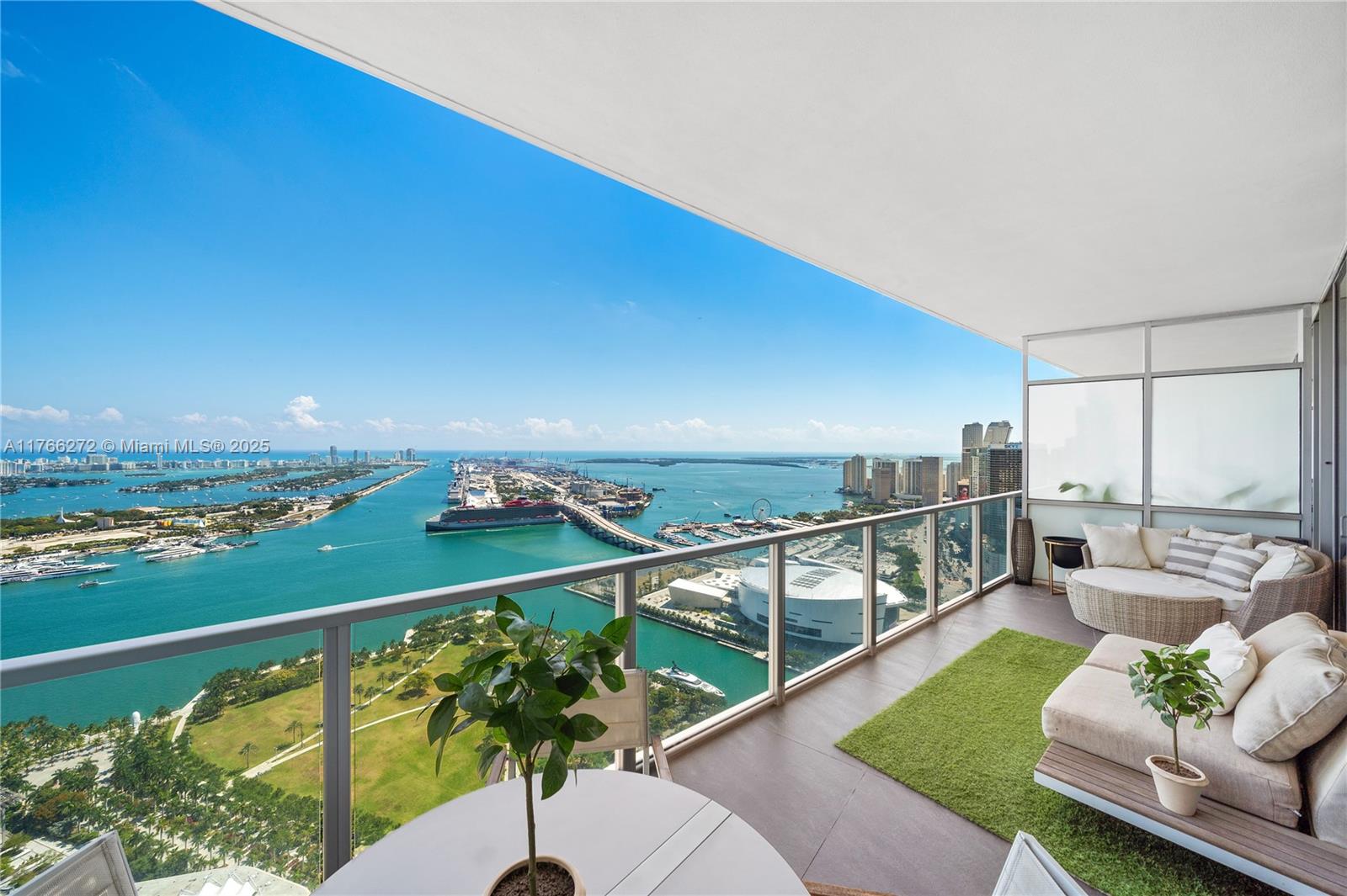1100 Biscayne Blvd # 5303