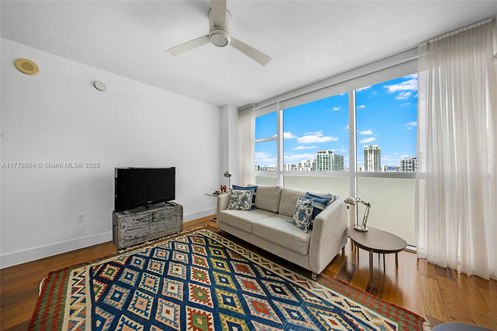 665 NE 25th St # 1201