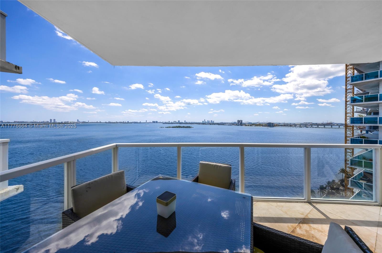 665 NE 25th St # 1201