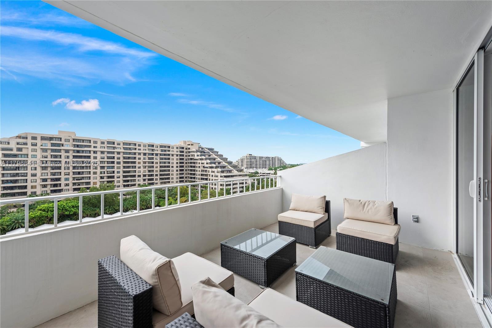 199 Ocean Lane Dr # 1007