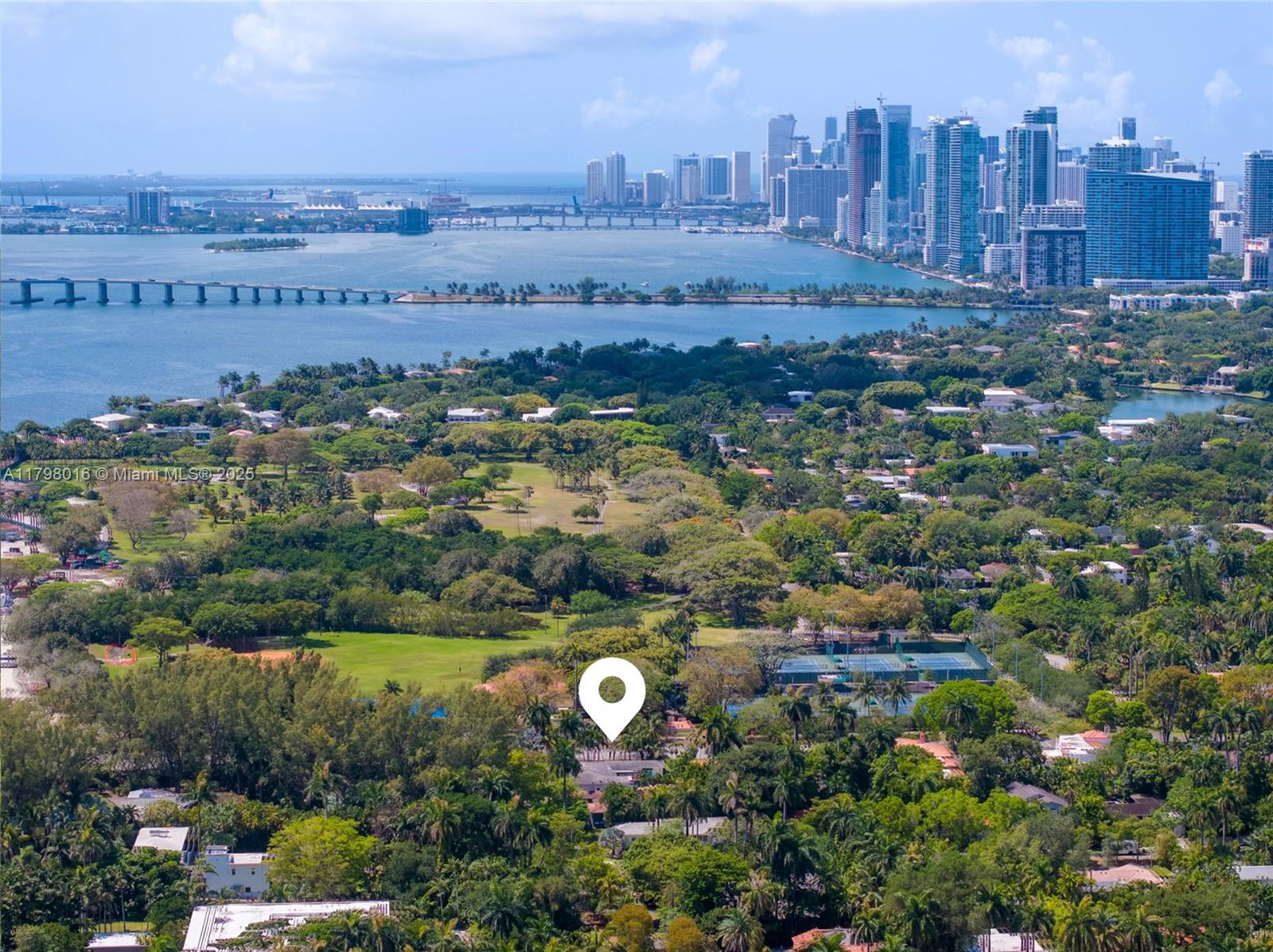 5550 N Bayshore Dr