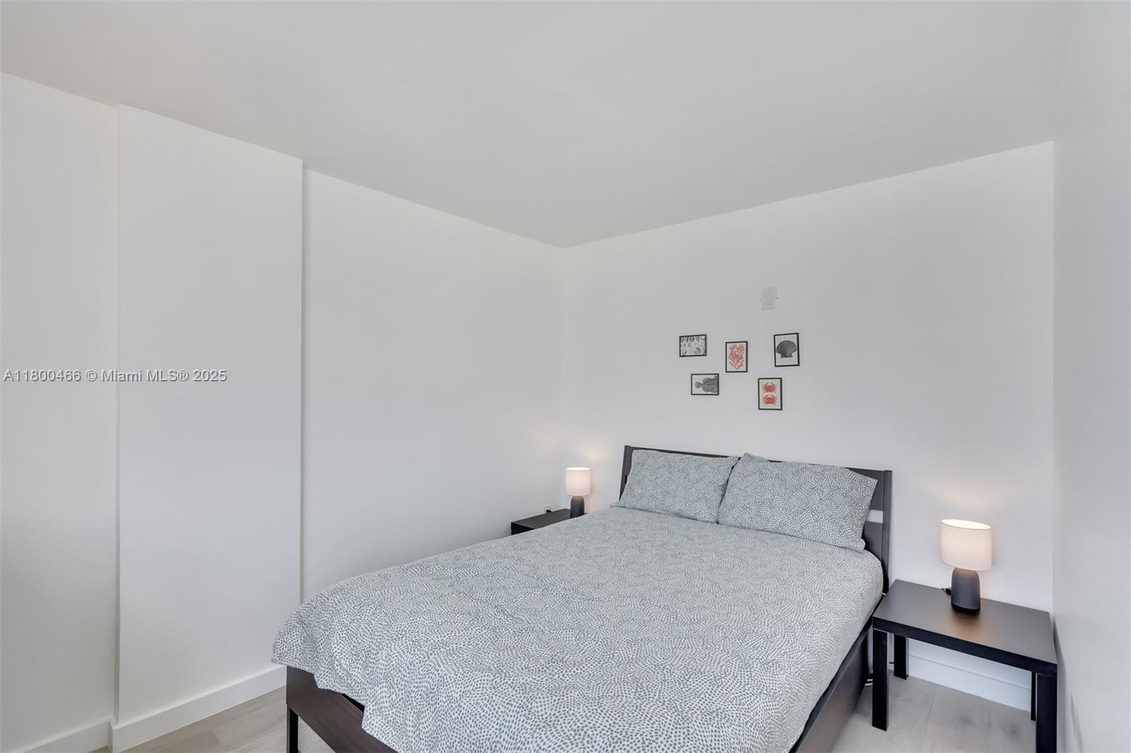 1255 Collins Ave # 903