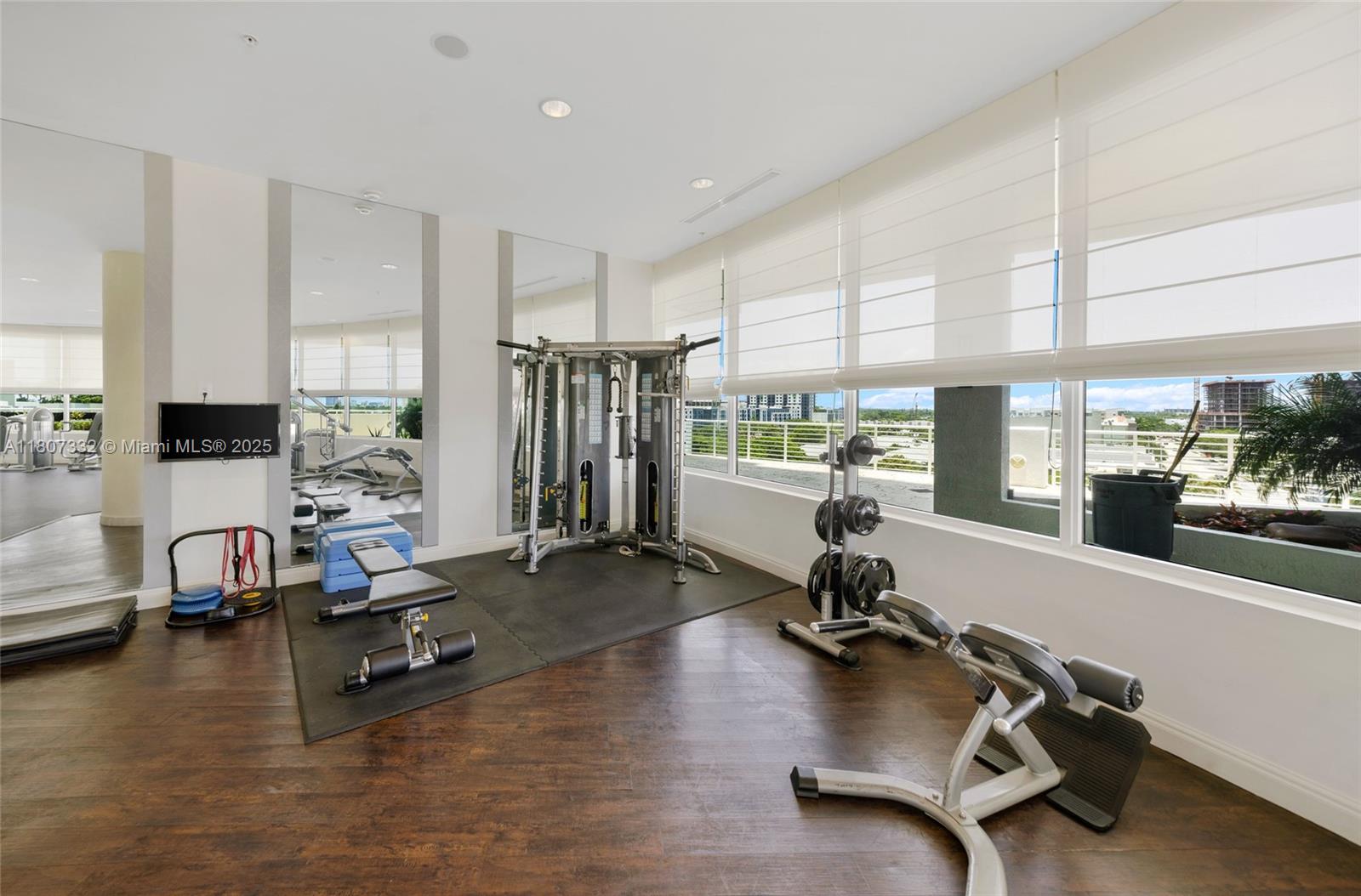315 NE 3rd Ave # 1809