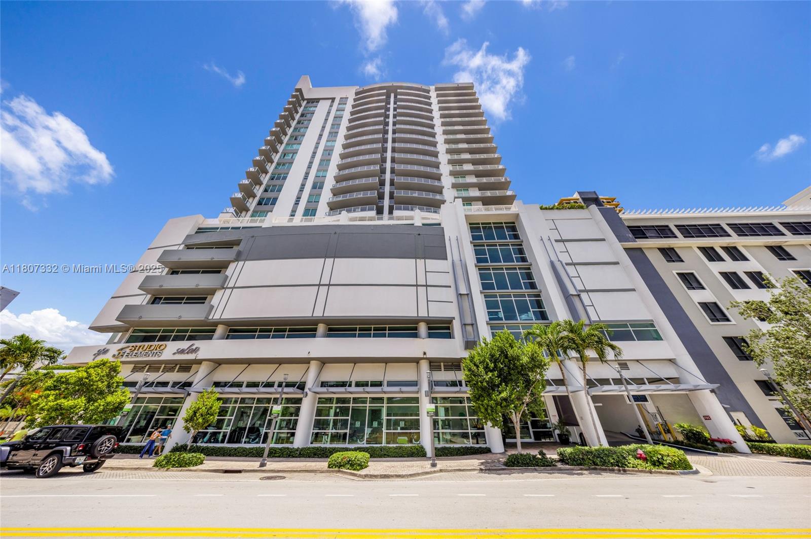 315 NE 3rd Ave # 1809