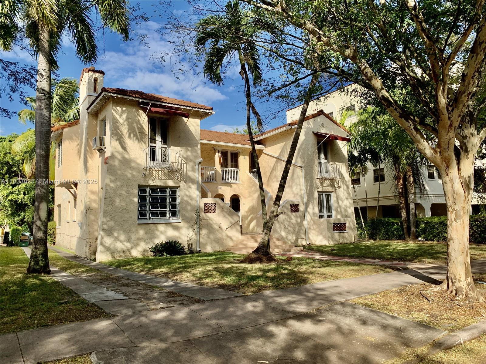 902 Salzedo St # 2
